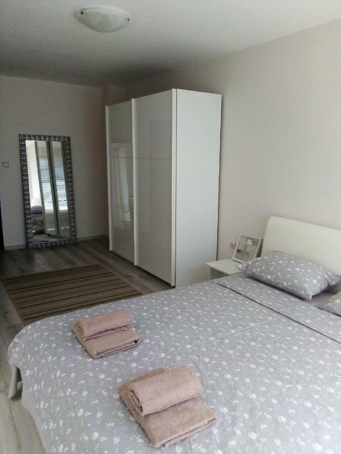 Apartment Comfort Burgas City Exterior foto